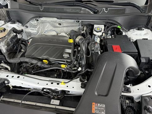 Used 2025 Chevrolet Trax ACTIV w/ Driver Confidence Package image 27