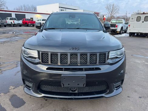 Used 2015 Jeep Grand Cherokee SRT w/ Luxury Group II image 8