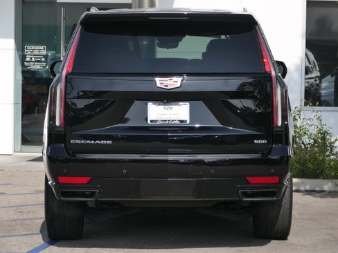 Used 2023 Cadillac Escalade Sport AWD/4WD image 4