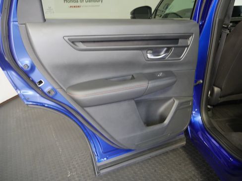 Used 2023 Honda CR-V Sport image 12