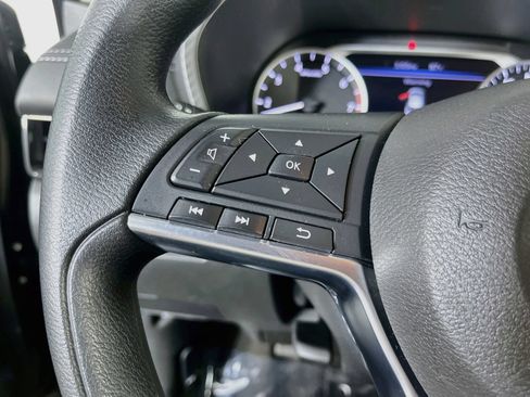 Used 2024 Nissan Sentra SV FWD image 12