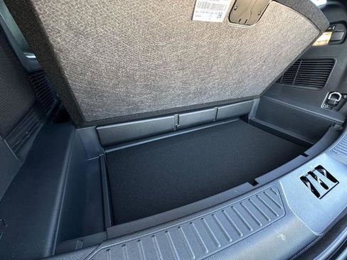 New 2026 Ford Explorer Platinum image 34