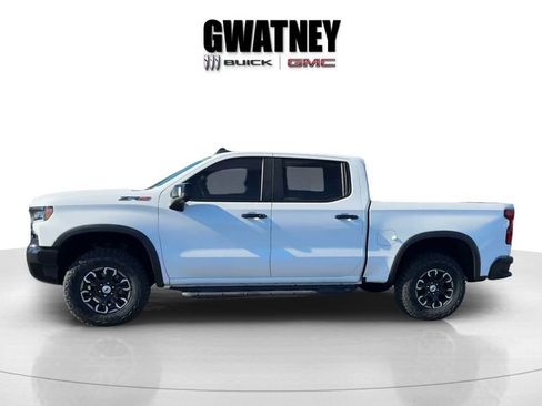 Used 2023 Chevrolet Silverado 1500 ZR2 AWD/4WD image 4