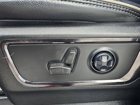 Used 2022 RAM 1500 Limited image 33