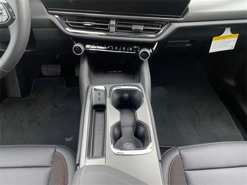 New 2026 Chevrolet Equinox EV RS image 11