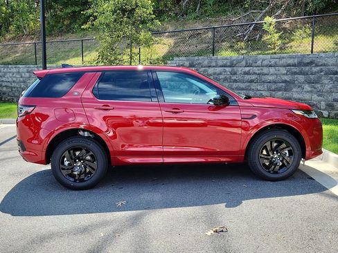 Used 2025 Land Rover Discovery Sport S image 11