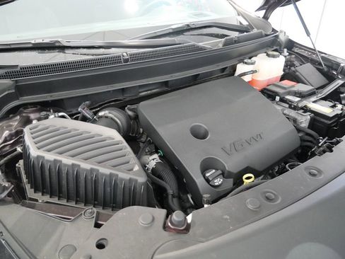 Used 2023 Buick Enclave Avenir w/ Avenir Technology Package image 9