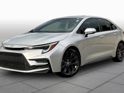 Used 2023 Toyota Corolla SE FWD image 1