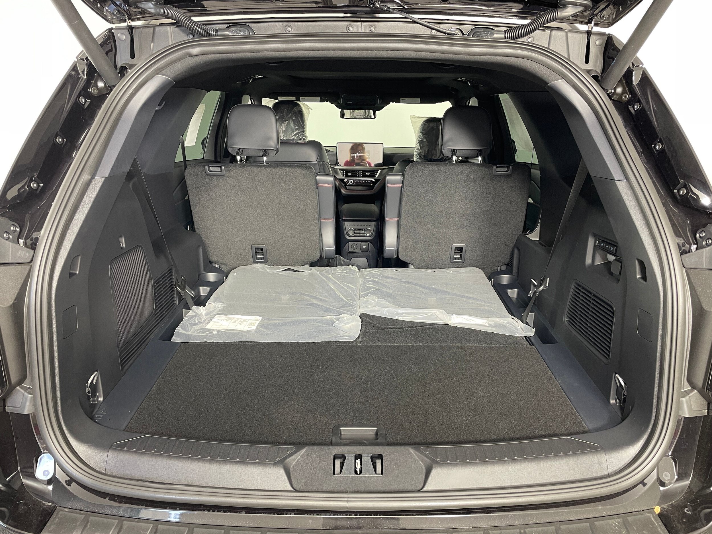 New 2027 Ford Explorer ST w/ Sun And Sound Package AWD/4WD image 10