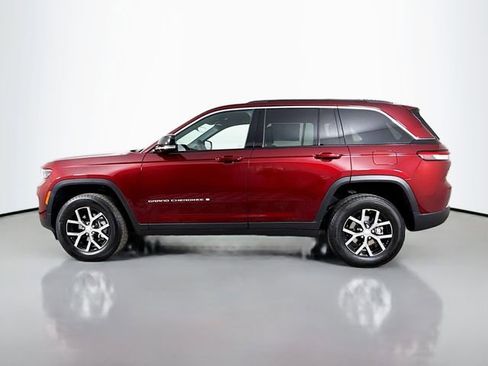 New 2025 Jeep Grand Cherokee Limited image 4