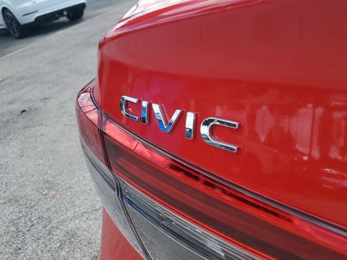 Used 2023 Honda Civic LX image 8