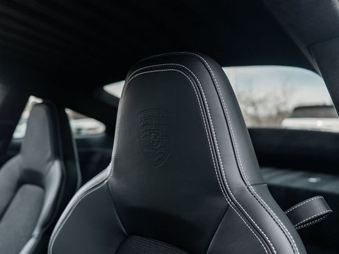 Used 2022 Porsche 911 GT3 image 29