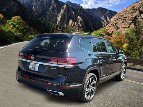 Used 2022 Volkswagen Atlas SEL AWD/4WD image 3