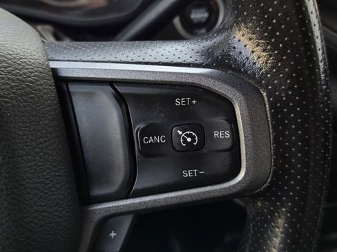 Used 2023 RAM 3500 Tradesman w/ Chrome Appearance Group image 28