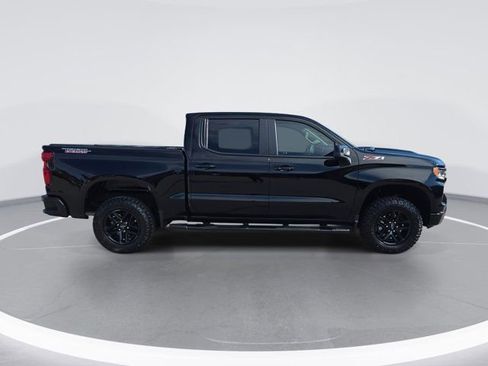 Used 2022 Chevrolet Silverado 1500 LT Trail Boss image 2