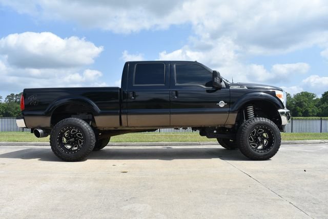 Used 2016 Ford F250 Lariat w/ Lariat Ultimate Package AWD/4WD image 3