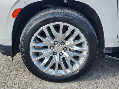 Used 2023 Chevrolet Tahoe Premier RWD image 10