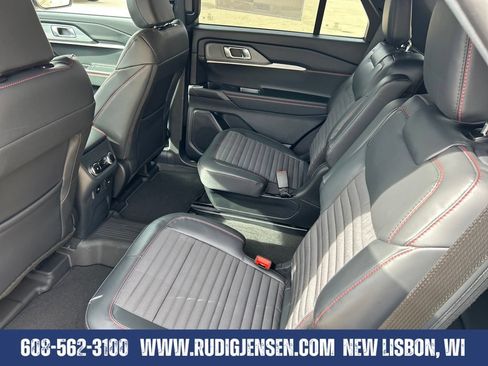 Used 2026 Ford Explorer ST-Line AWD/4WD image 16