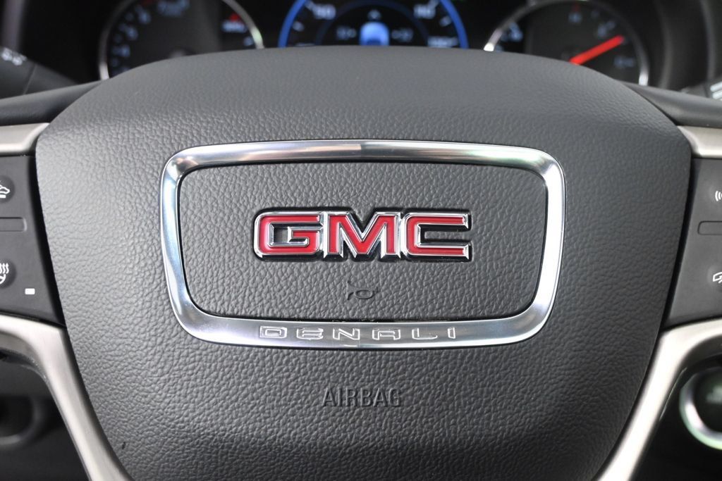 Used 2023 GMC Terrain Denali w/ Denali Premium Package AWD/4WD image 35