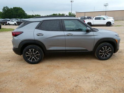 New 2026 Chevrolet TrailBlazer ACTIV w/ Convenience Package AWD/4WD image 3