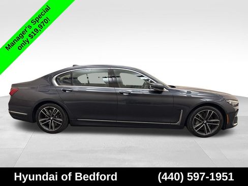 Used 2020 BMW 750i xDrive AWD/4WD image 4