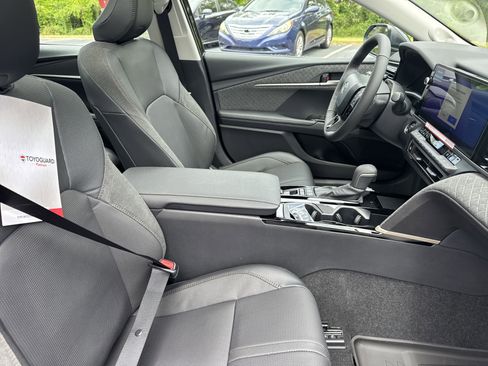 New 2026 Toyota Camry XLE AWD/4WD image 36