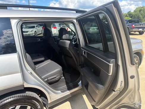 Used 2026 Hyundai Santa Fe SEL FWD image 25