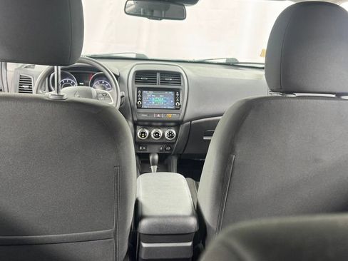 Used 2021 Mitsubishi Outlander Sport ES AWD/4WD image 17