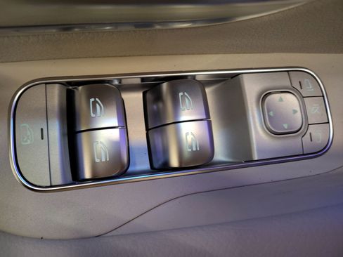 New 2026 Mercedes-Benz GLS 450 4MATIC image 19