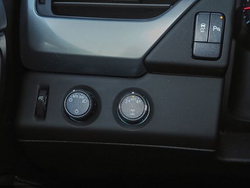 Used 2019 Chevrolet Tahoe LS image 29