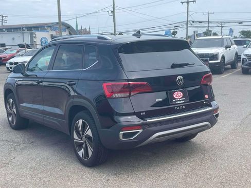 Used 2024 Volkswagen Taos SE AWD/4WD image 8