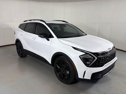 Used 2025 Kia Sportage X-Line AWD/4WD image 2