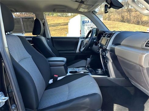 Used 2024 Toyota 4Runner SR5 image 26