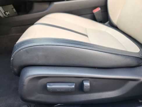 Used 2018 Honda Civic EX-L image 31