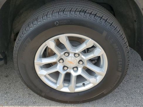 Used 2025 Chevrolet Tahoe LT image 5