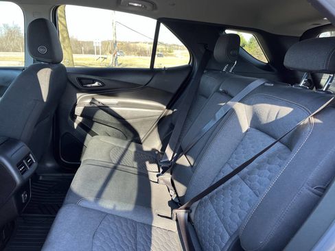 Used 2019 Chevrolet Equinox LT w/ Lights and Bright Package image 26