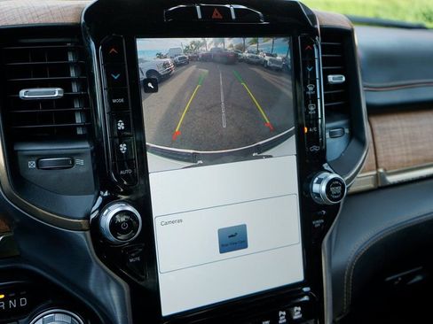 Used 2022 RAM 1500 Limited w/ Body Color Bumper Group image 29