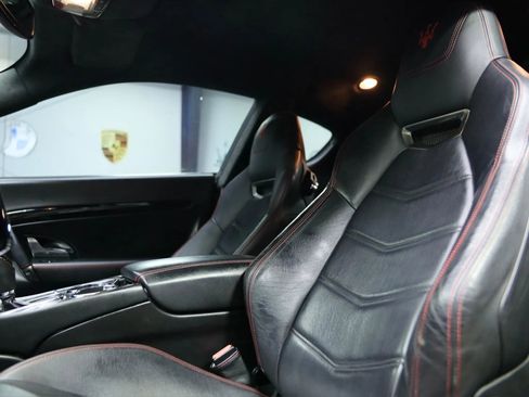 Used 2015 Maserati GranTurismo Sport image 22