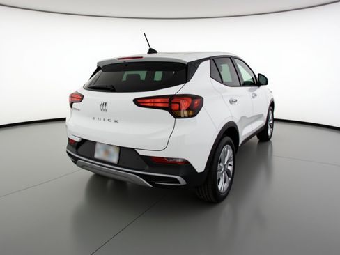Used 2025 Buick Encore GX Preferred image 9