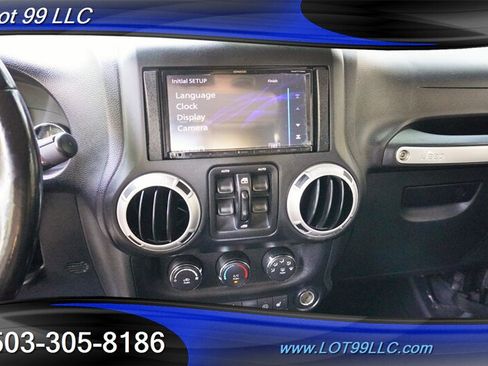 Used 2011 Jeep Wrangler Unlimited 70th Anniversary w/ Connectivity Group AWD/4WD image 22