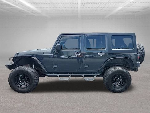Certified 2017 Jeep Wrangler Unlimited Sport w/ Quick Order Package 24S AWD/4WD image 16