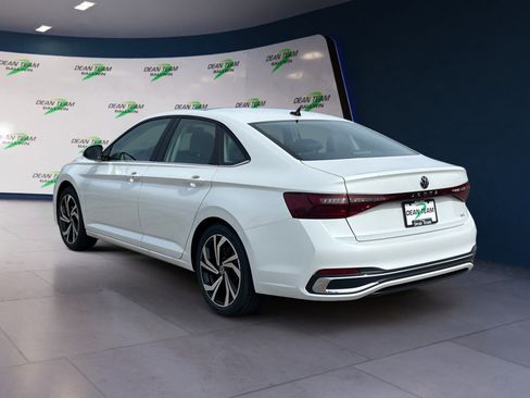 New 2026 Volkswagen Jetta SEL image 5