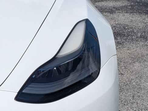 Used 2021 Tesla Model 3 Long Range AWD/4WD image 9
