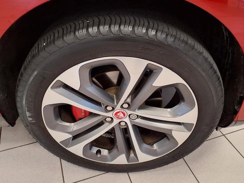 Used 2021 Jaguar F-PACE S image 8