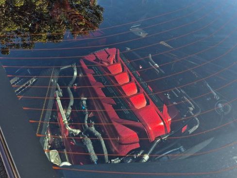 Used 2021 Chevrolet Corvette Stingray Preferred Cpe w/ Z51 Performance Package image 22