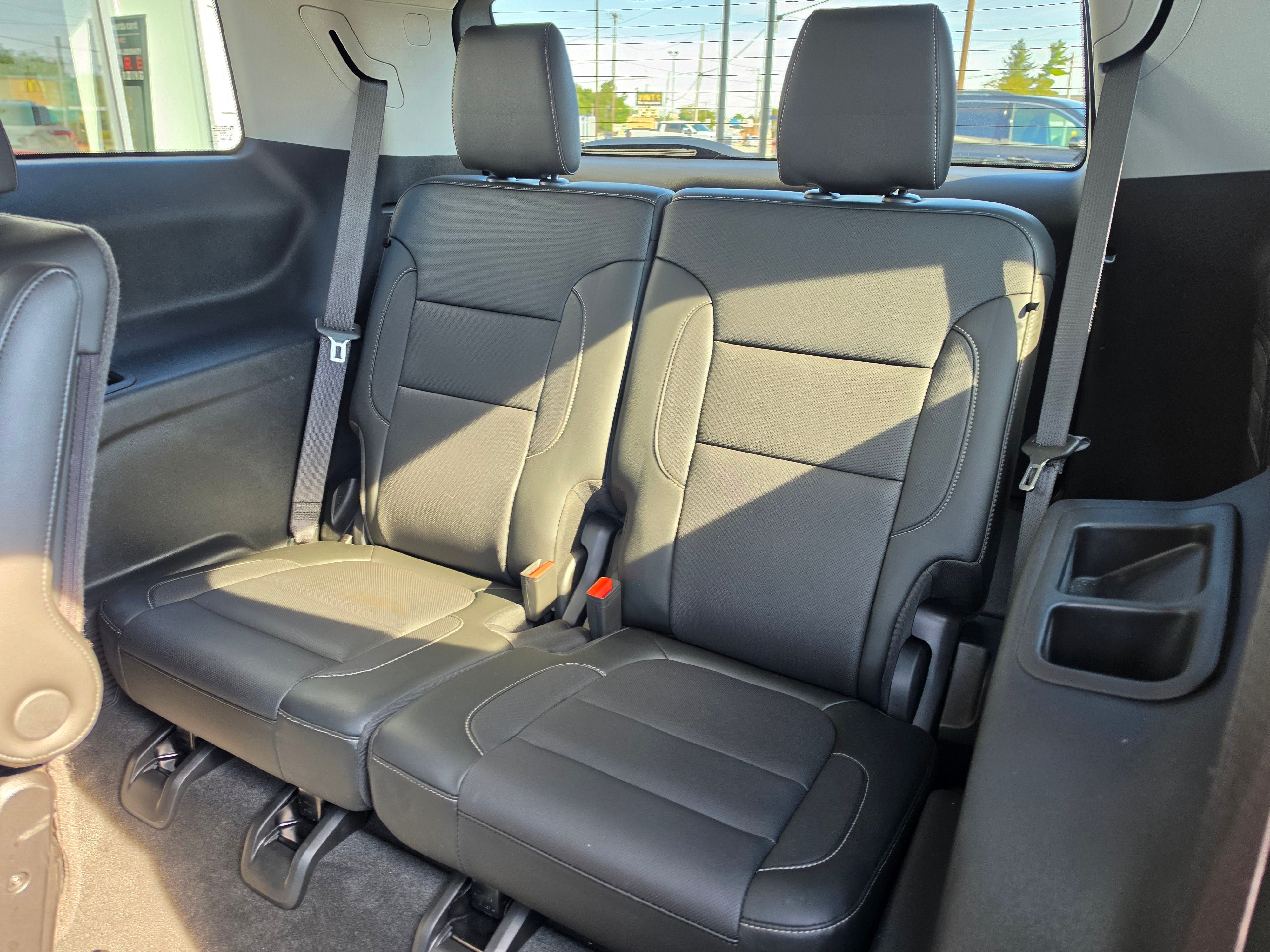 Used 2020 GMC Acadia SLT FWD image 11