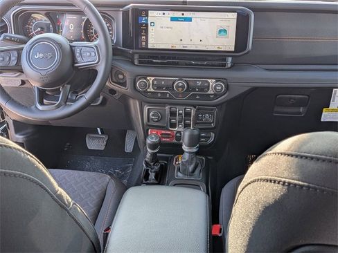 New 2026 Jeep Gladiator Mojave image 25