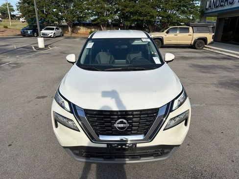 Used 2022 Nissan Rogue SV FWD image 10