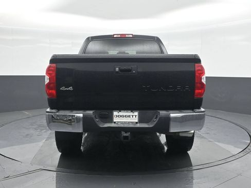 Used 2017 Toyota Tundra SR5 w/ SR5 Upgrade Package AWD/4WD image 17