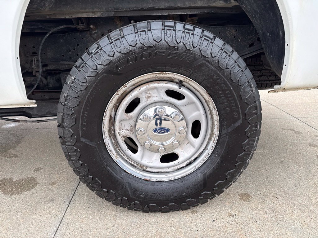 Used 2015 Ford F250 XL w/ Power Equipment Group AWD/4WD image 44